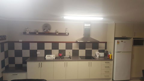 Whitlock Stays - Accommodation ACT 9