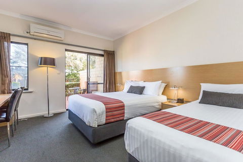 Country Comfort Perth - Accommodation ACT 34