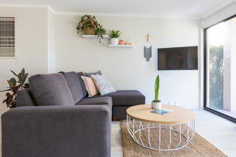 Number 72 Kalbarri Riverview Apartments - Accommodation ACT 1