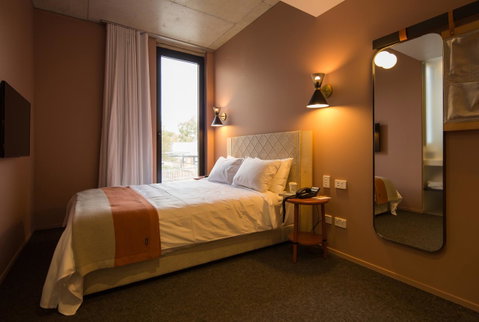 Alex Hotel - Accommodation ACT 6