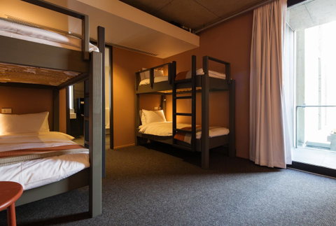 Alex Hotel - Accommodation ACT 35