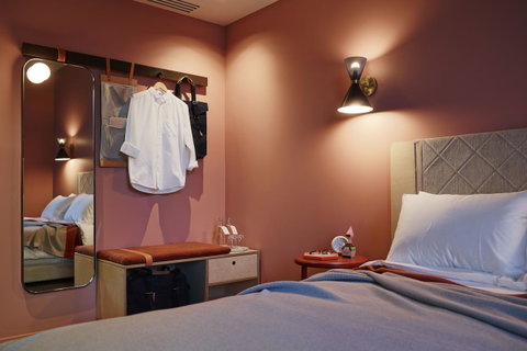 Alex Hotel - Accommodation ACT 27
