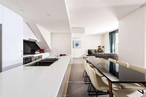 Ramada By Wyndham VetroBlu Scarborough Beach - Accommodation ACT 15