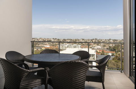 Ramada By Wyndham VetroBlu Scarborough Beach - Accommodation ACT 8