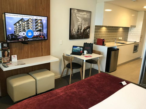 Ramada By Wyndham VetroBlu Scarborough Beach - Accommodation ACT 2
