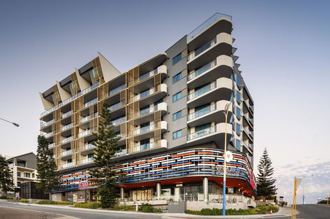 Ramada By Wyndham VetroBlu Scarborough Beach - Accommodation ACT 3