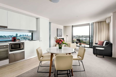 Ramada By Wyndham VetroBlu Scarborough Beach - Accommodation ACT 42