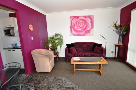 Beachfront Apartments - Accommodation ACT 2