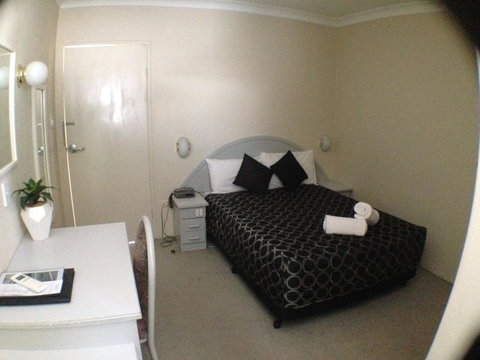 Ben Chifley Motor Inn - Accommodation ACT 30