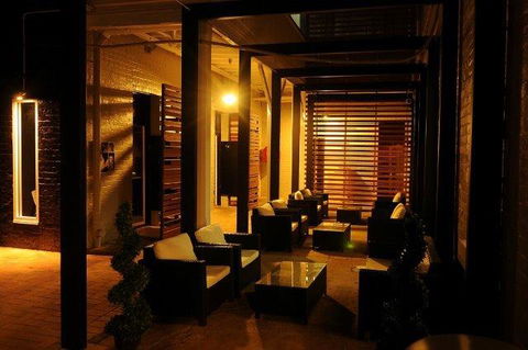 Crossroads Hotel - Accommodation ACT 29