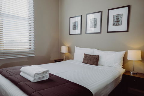 Crossroads Hotel - Accommodation ACT 13