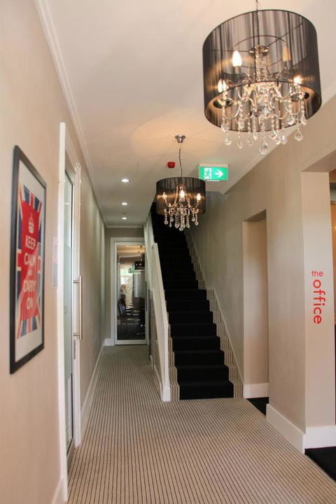 Crossroads Hotel - Accommodation ACT 25