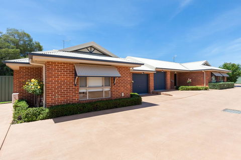 Colonial Court Villas - Accommodation ACT 35
