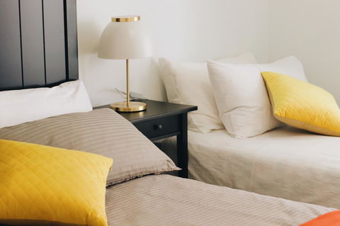 Modern & Cosy 2-Bedroom Apartment Hornsby - Accommodation ACT 0
