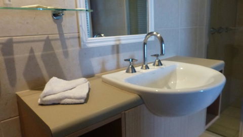 SaltBeach2302 - Accommodation ACT 8