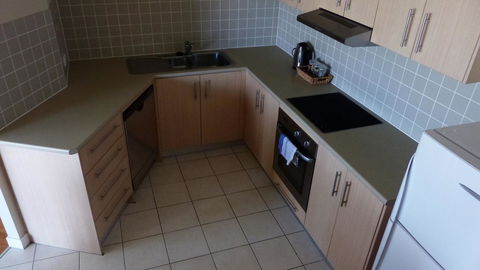 SaltBeach2302 - Accommodation ACT 7