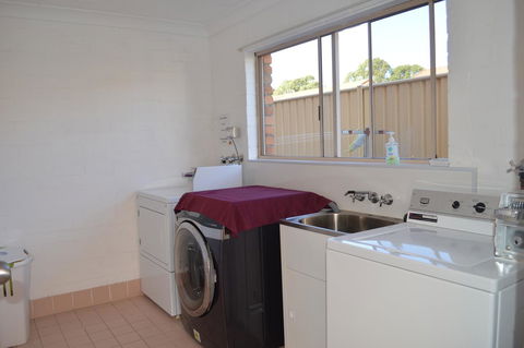 Best Western Kennedy Drive Airport Motel - Accommodation ACT 44