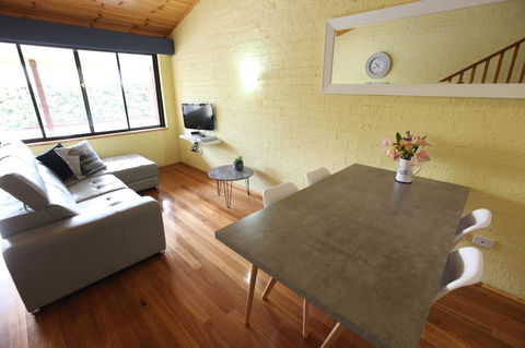 Great Escape Lofts - Accommodation ACT 24