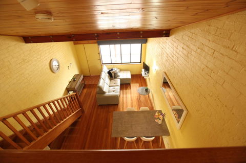 Great Escape Lofts - Accommodation ACT 21