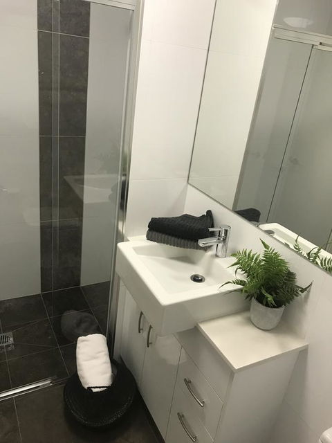 The Botanical 201 - Accommodation ACT 12