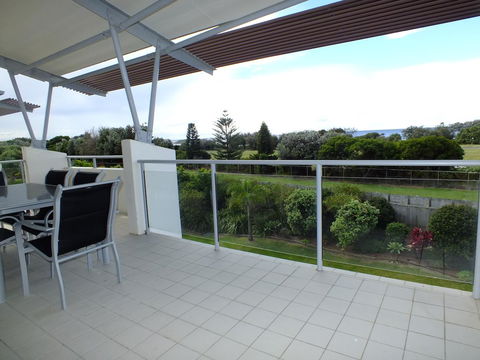 Pacific Marina Apartments - Accommodation ACT 17