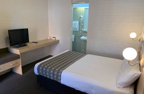 Econo Lodge Gateway Tamworth - Accommodation ACT 7