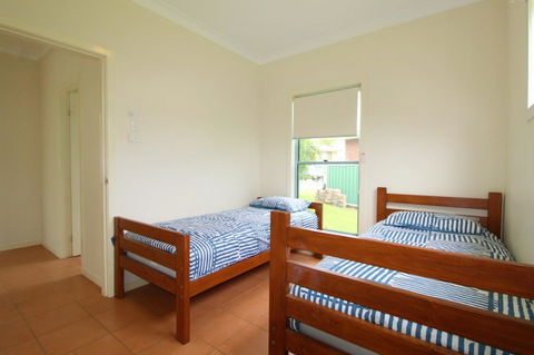 Anglesea, 17 Hodgson Street - Accommodation ACT 8