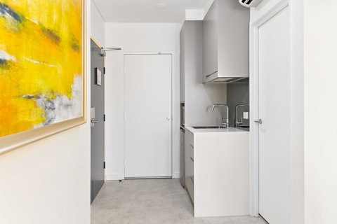Value Suites Green Square - Accommodation ACT 18