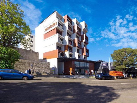 Value Suites Green Square - Accommodation ACT 1