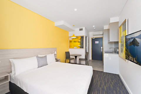 Value Suites Green Square - Accommodation ACT 28