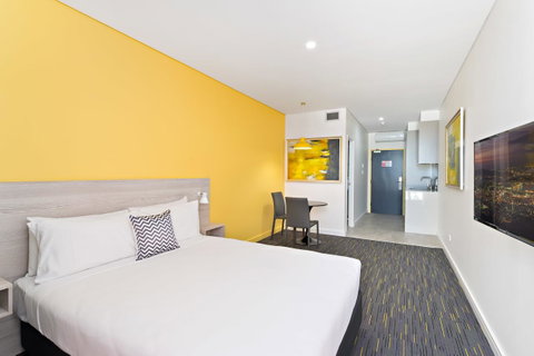 Value Suites Green Square - Accommodation ACT 14
