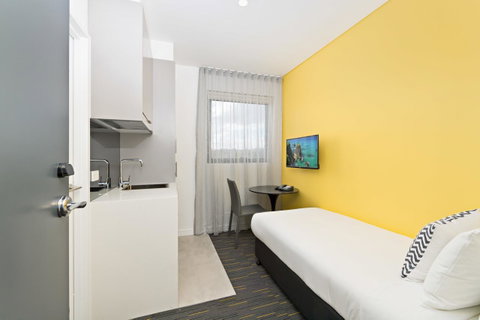 Value Suites Green Square - Accommodation ACT 30