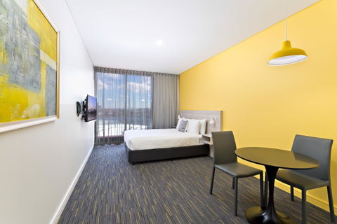 Value Suites Green Square - Accommodation ACT 27