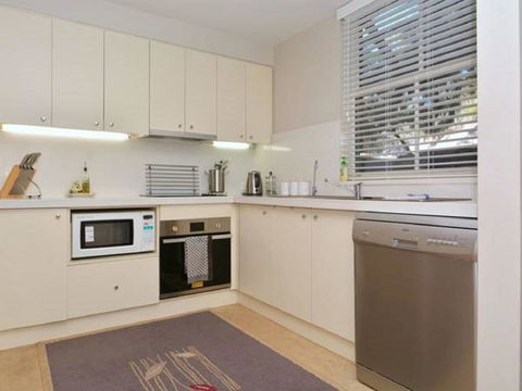 Villa 3br Chianti Villa Located Within Cypress Lakes Resort - Accommodation ACT 5