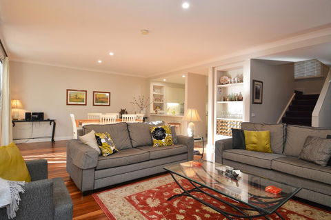 Villa 3br Chianti Villa Located Within Cypress Lakes Resort - Accommodation ACT 2