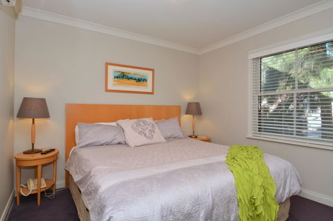 Villa 3br Chianti Villa Located Within Cypress Lakes Resort - Accommodation ACT 15