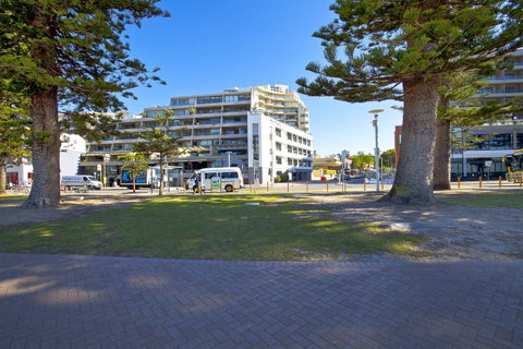 Manly Paradise Motel & Apartments - Accommodation ACT 20