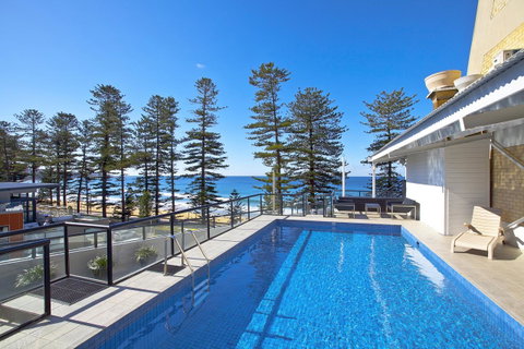 Manly Paradise Motel & Apartments - Accommodation ACT 2