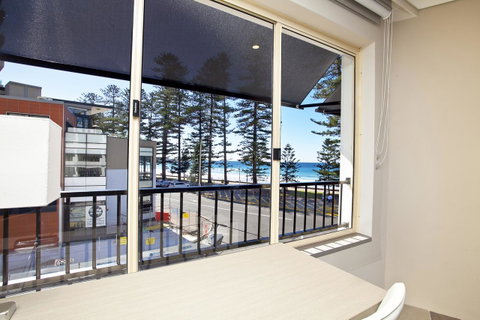 Manly Paradise Motel & Apartments - Accommodation ACT 10