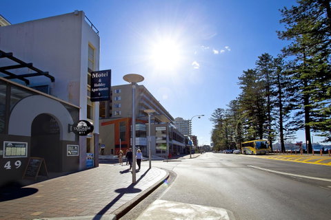 Manly Paradise Motel & Apartments - Accommodation ACT 5