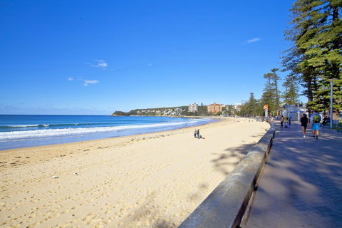 Manly Paradise Motel & Apartments - Accommodation ACT 3