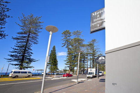 Manly Paradise Motel & Apartments - Accommodation ACT 18