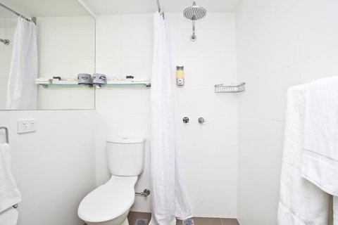 Manly Paradise Motel & Apartments - Accommodation ACT 9