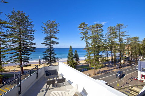 Manly Paradise Motel & Apartments - Accommodation ACT 16