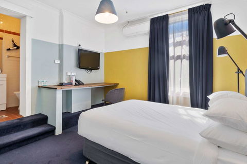 Hotel Harry, Ascend Hotel Collection - Accommodation ACT 30