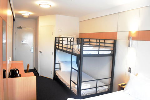 Ibis Budget - Gosford - Accommodation ACT 5