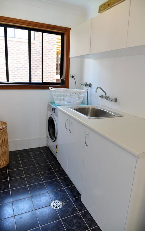 The Boat House - Accommodation ACT 16