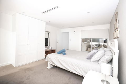 Luxury Villa Darlington - Vine - Accommodation ACT 36