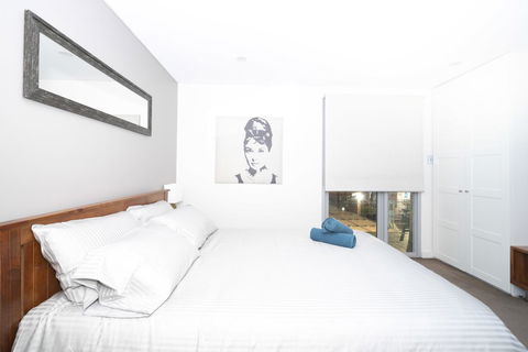 Luxury Villa Darlington - Vine - Accommodation ACT 31