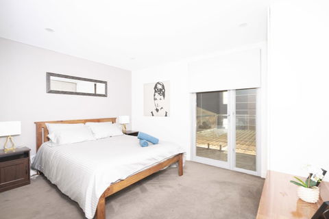 Luxury Villa Darlington - Vine - Accommodation ACT 25